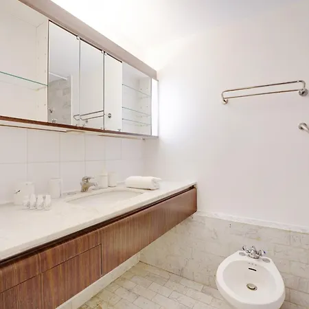 Апартаменты Eiffel Tower Grand 3 Panoramique Vue With Parking Париж