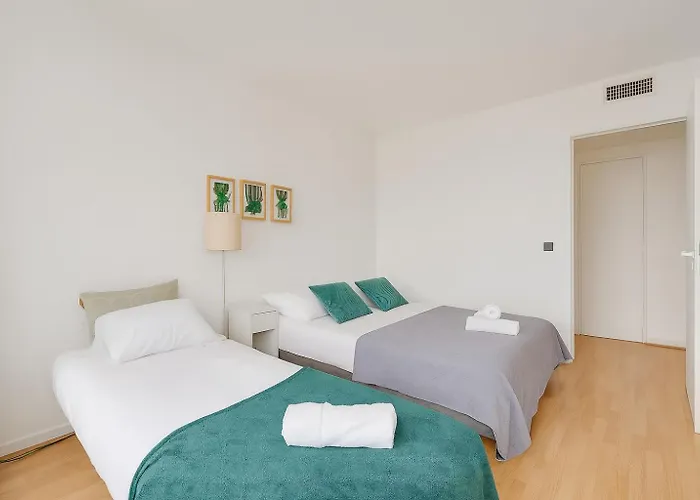 Апартаменты Eiffel Tower Grand 3 Panoramique Vue With Parking Париж